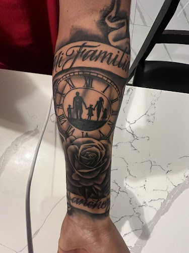 Art Official Tattos in Houston