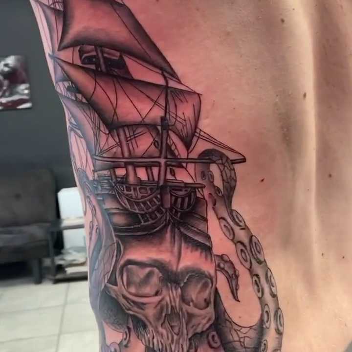 Tattoo work by Artistic Pleasures Tattoos & Piercing Studio (1)