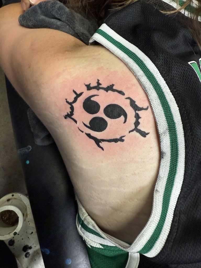 Body mods by Chey in Nederland