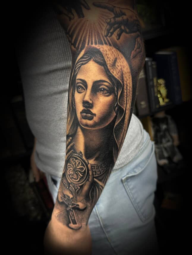 Diamante Body Piercing & Tattoo in McAllen