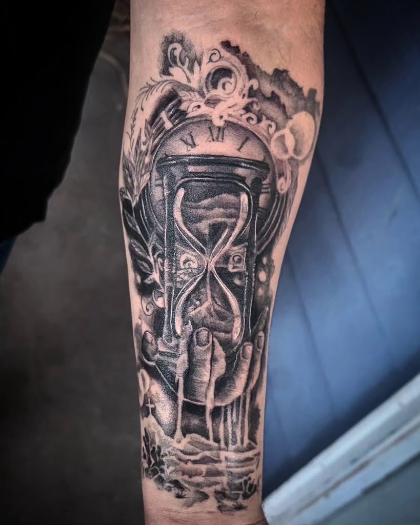 House of Pain Tattoo & Body Piercing in El Paso