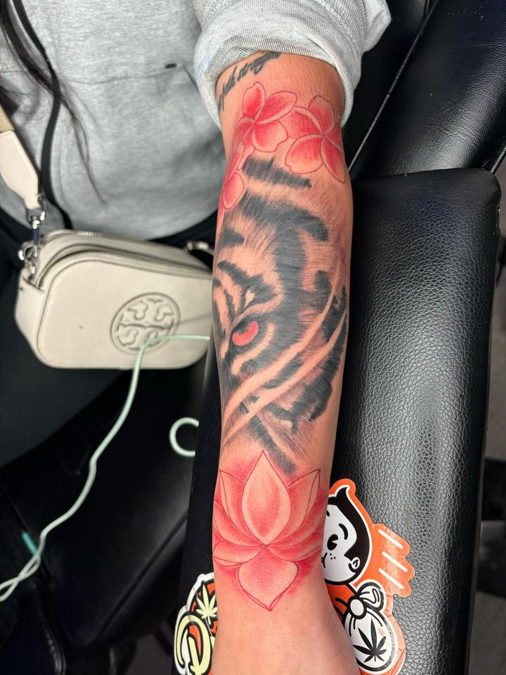 Hustlejayink tattoo shop in Mesquite