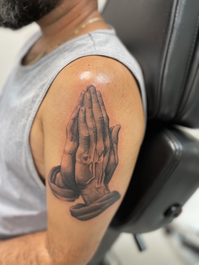 Ink Easy Tattoo Studio in Houston