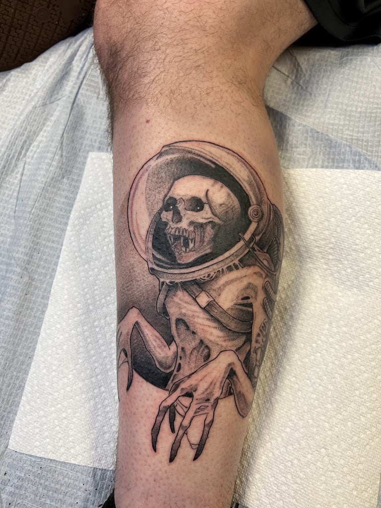 Mesa Street Tattoo in El Paso