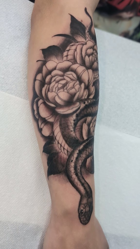 Tattoo work by Pistol Pete's Tattoos (1)
