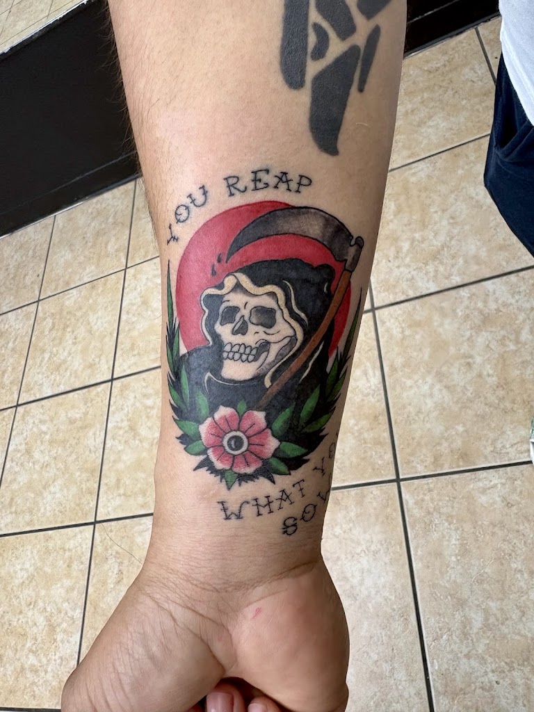 Ronin Tattoo Studio in Edinburg