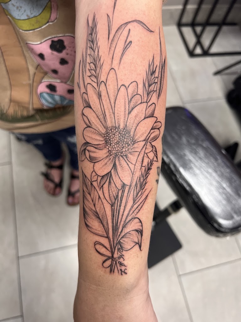 Venetian Tattoo & Piercing - Fry in Houston
