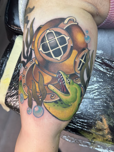 Vintage Rose Tattoo Company in Whitehouse
